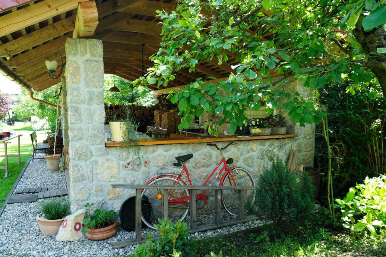 Happy River House Kamna Gorica Buitenkant foto