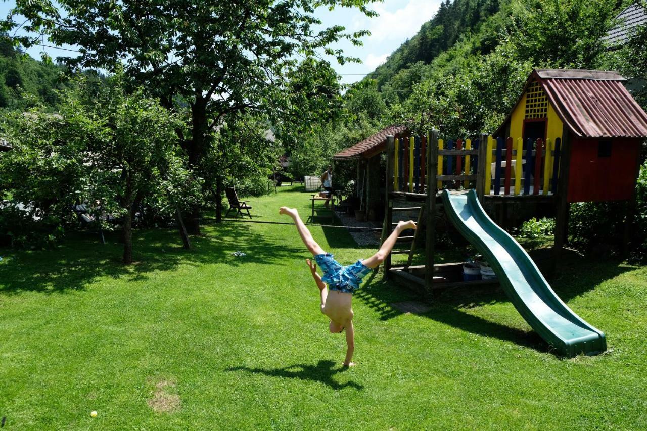 Happy River House Kamna Gorica Buitenkant foto